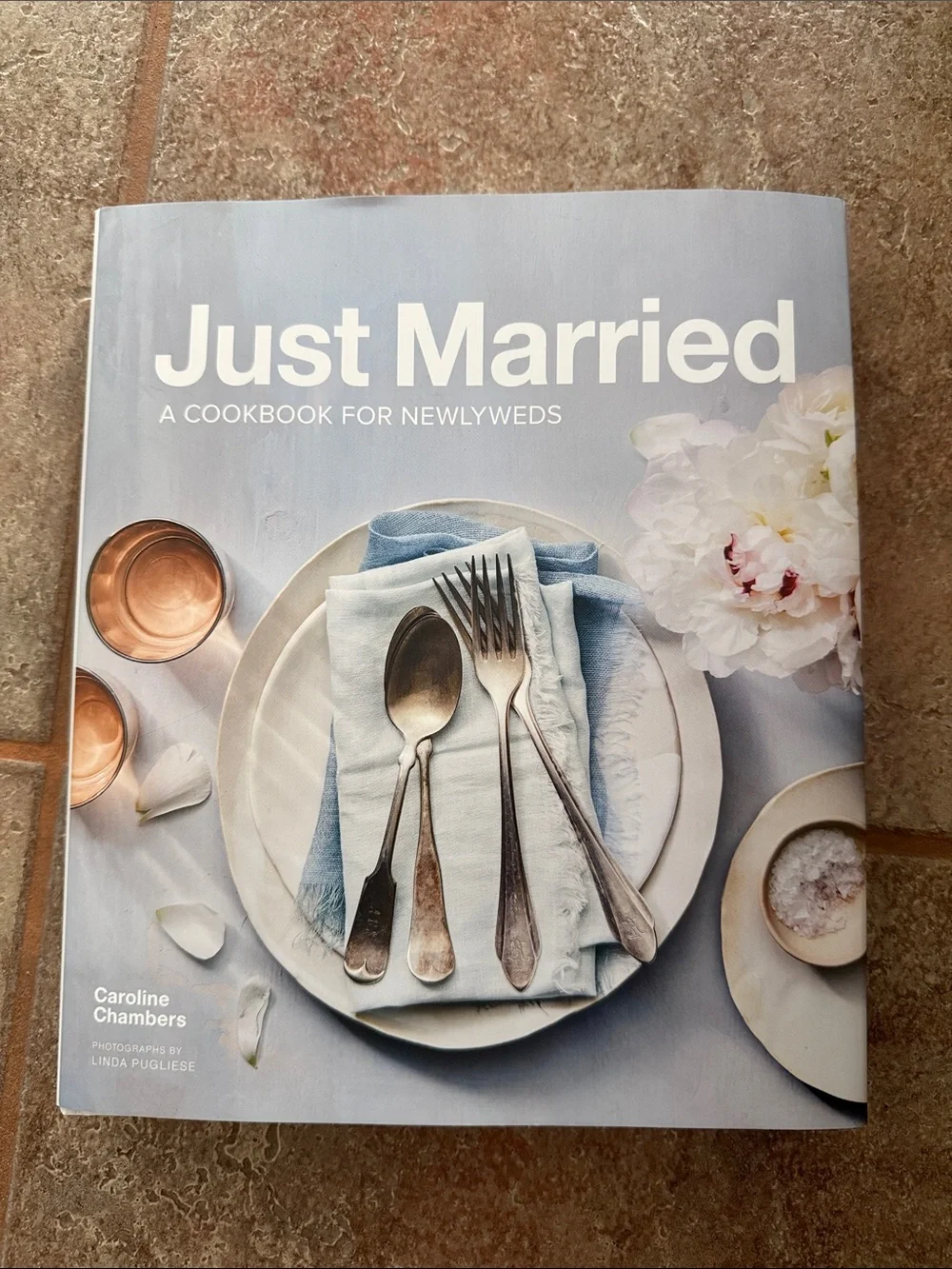 Just Married: A Cookbook for Newlyweds - Light Blue Cover